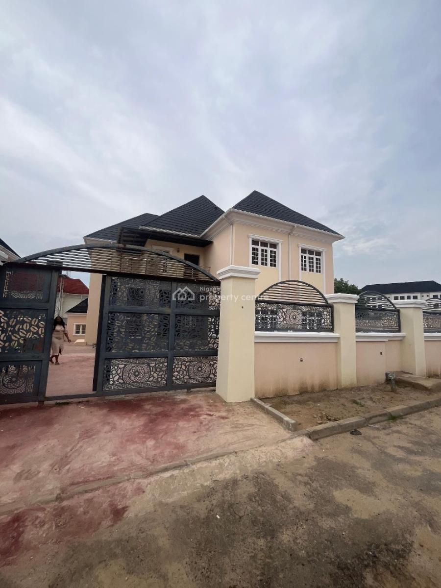 5 Bedrooms Duplex with 2 Bq, Guzape District, Abuja, Detached Duplex for Sale