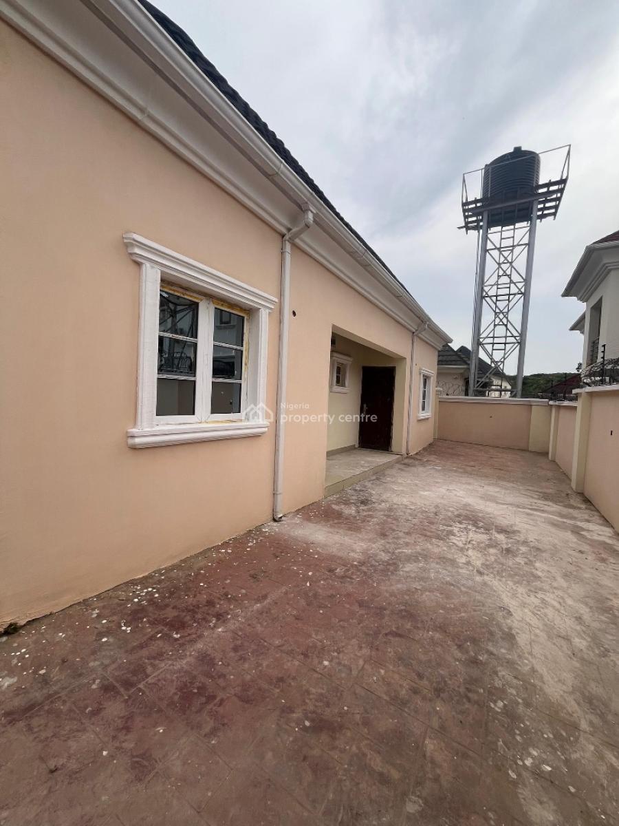 5 Bedrooms Duplex with 2 Bq, Guzape District, Abuja, Detached Duplex for Sale