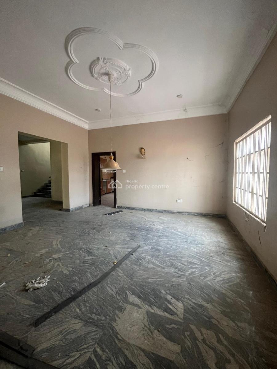 5 Bedrooms Duplex with 2 Bq, Guzape District, Abuja, Detached Duplex for Sale