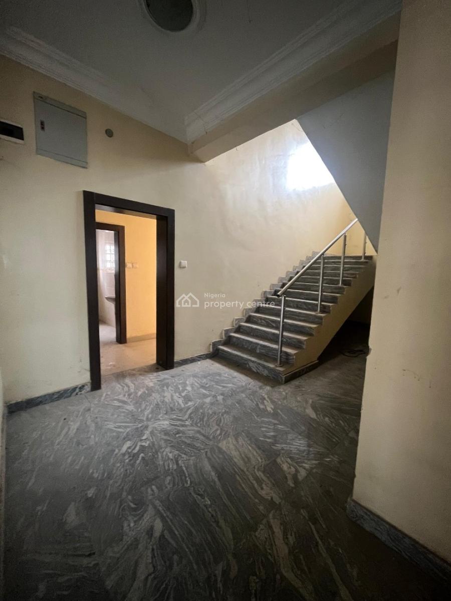 5 Bedrooms Duplex with 2 Bq, Guzape District, Abuja, Detached Duplex for Sale
