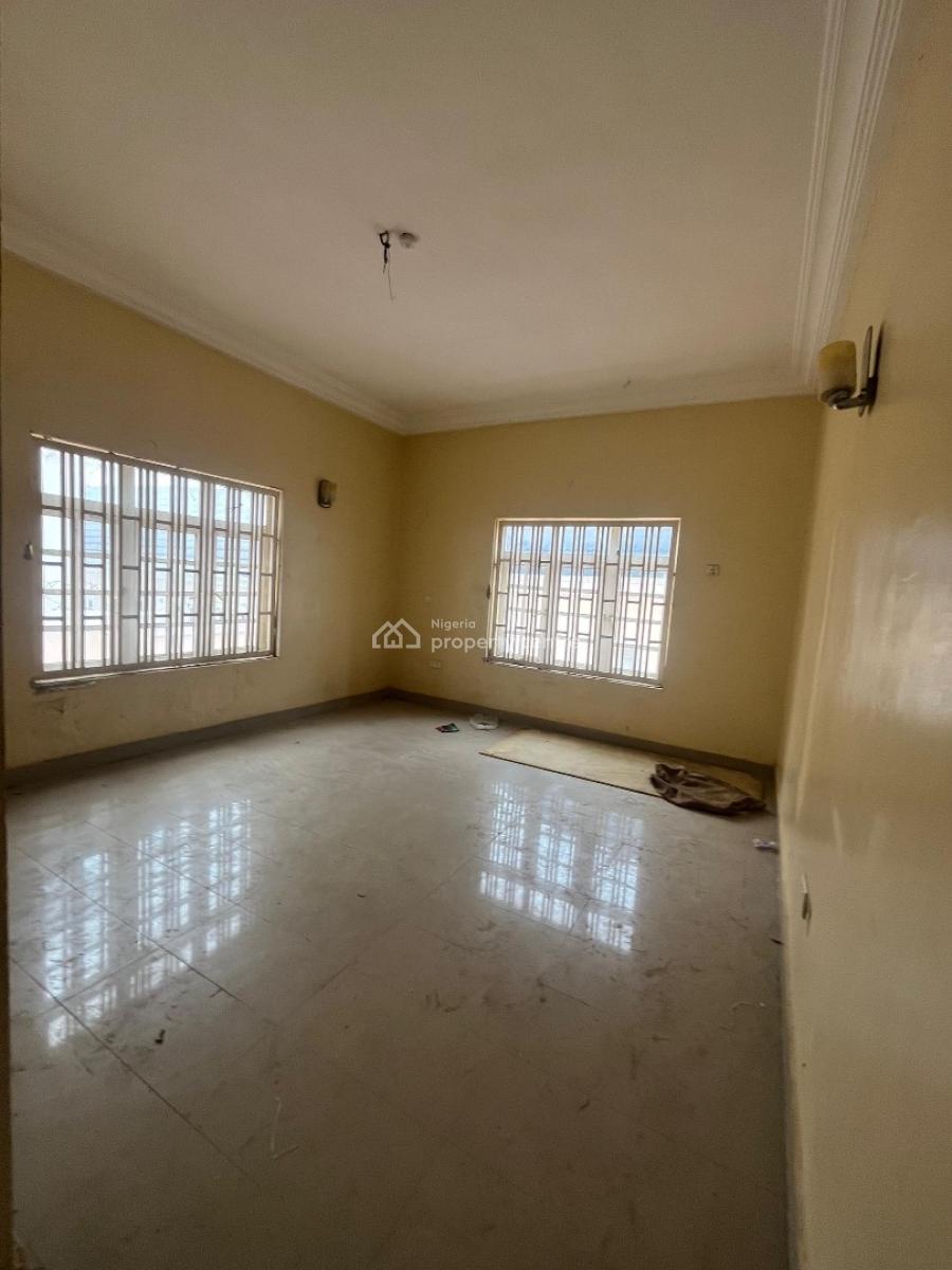 5 Bedrooms Duplex with 2 Bq, Guzape District, Abuja, Detached Duplex for Sale