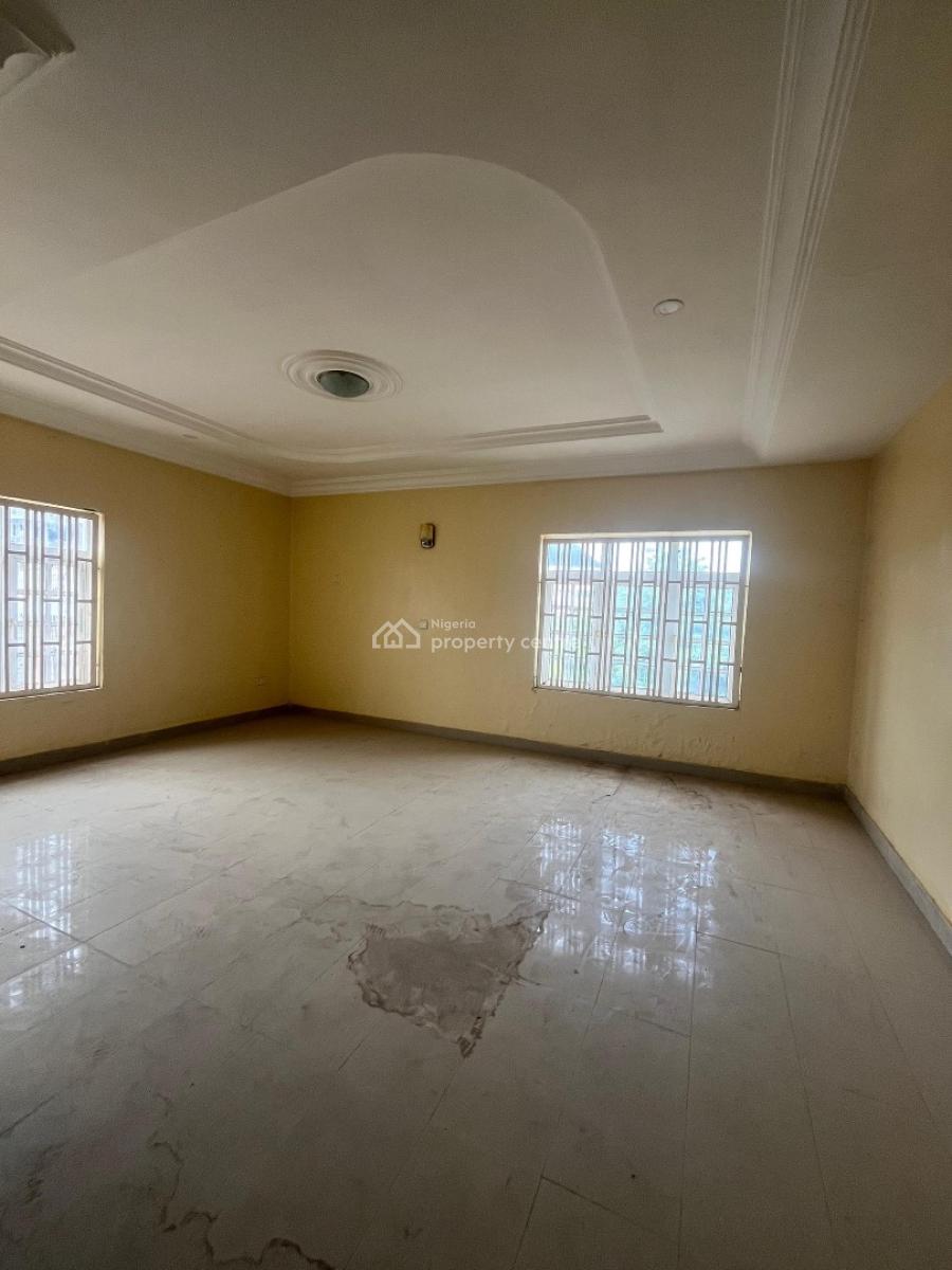 5 Bedrooms Duplex with 2 Bq, Guzape District, Abuja, Detached Duplex for Sale