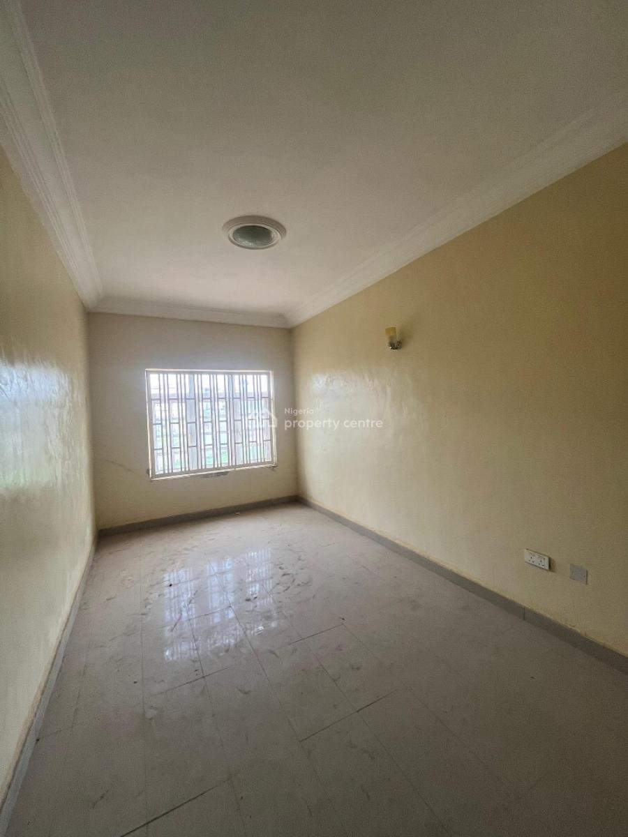 5 Bedrooms Duplex with 2 Bq, Guzape District, Abuja, Detached Duplex for Sale