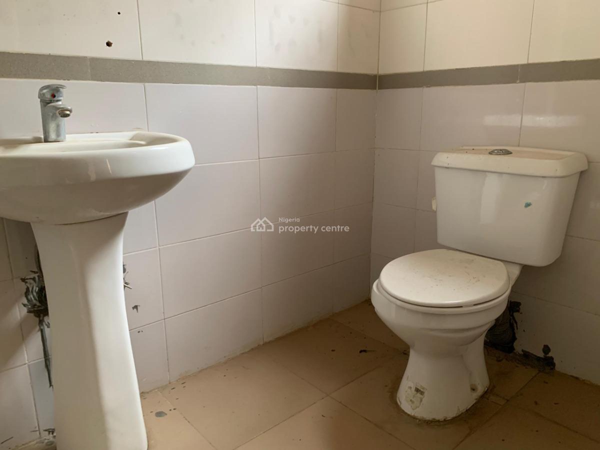 Four Unit of 3 Bedroom Flat, A3 Estate, Prof Olulonge Street, Ibadan, Oyo, Detached Duplex for Rent