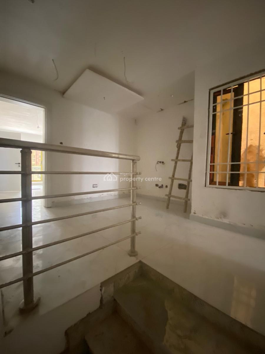 4 Bedrooms Terraced Duplex with a Bq, Guzape District, Abuja, Terraced Duplex for Sale