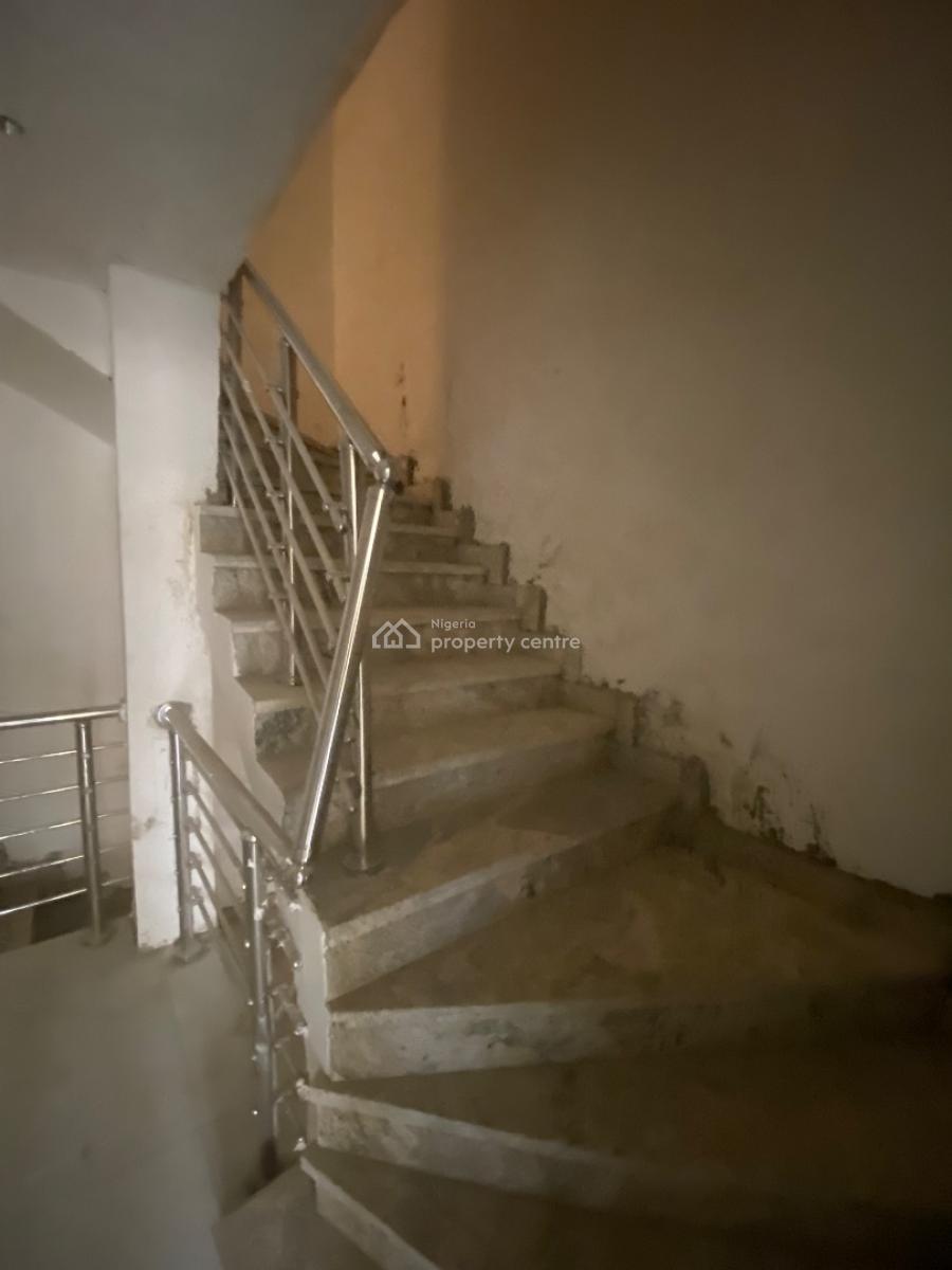 4 Bedrooms Terraced Duplex with a Bq, Guzape District, Abuja, Terraced Duplex for Sale