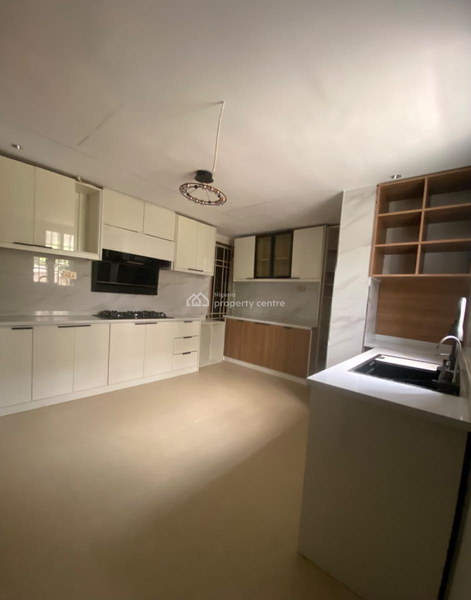 4 Bedroom Terrace Duplex, Guzape District, Abuja, Terraced Duplex for Sale