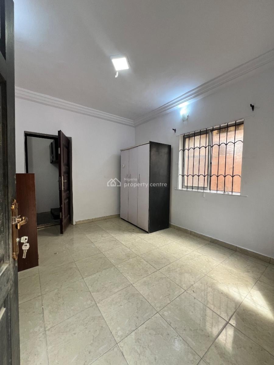 Spacious 1 Bedroom Self Contained, Lekki Phase 1, Lekki, Lagos, Self Contain (single Rooms) for Rent
