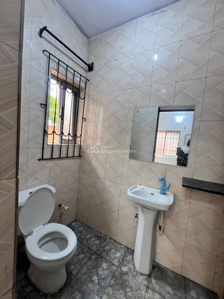 Spacious 1 Bedroom Self Contained, Lekki Phase 1, Lekki, Lagos, Self Contain (single Rooms) for Rent