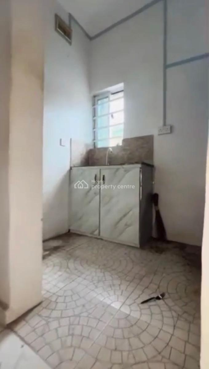 Executive Very Decent Mini Flat, Shomolu, Pedro, Gbagada, Lagos, Mini Flat (room and Parlour) for Rent