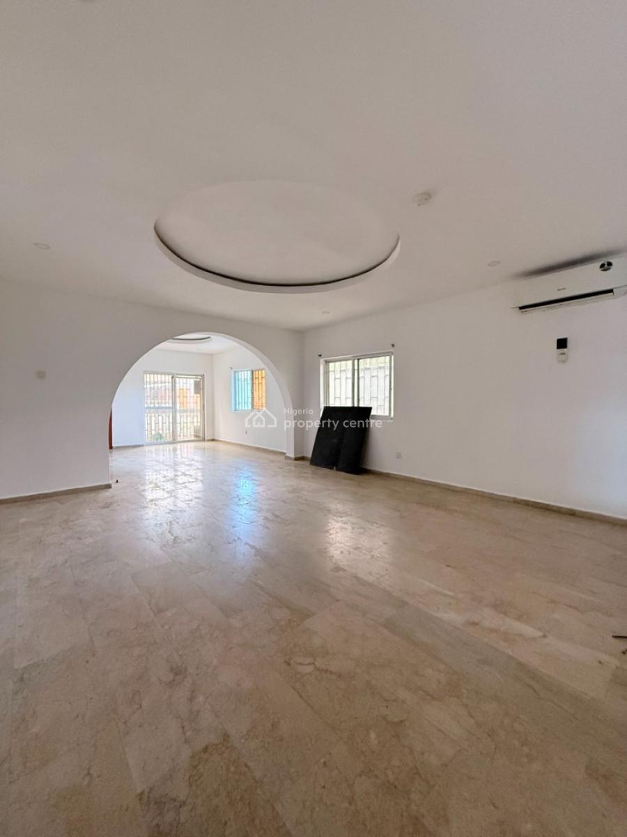 Spacious 2 Bedroom Apartment, Victoria Island (vi), Lagos, Flat / Apartment for Rent