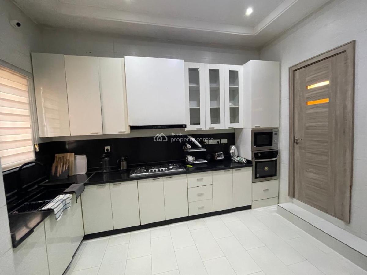 Fully Furnished 4 Bedrooms Terraced Duplex, Guzape District, Abuja, Flat / Apartment for Rent