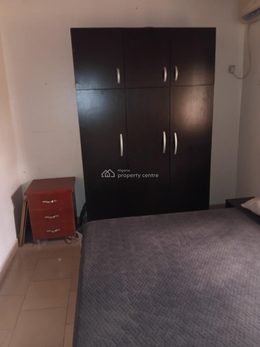 4 Exclusive Bedroom Bungalow, Idowu Estate, Okeira, Ajah, Lagos, Flat / Apartment for Rent