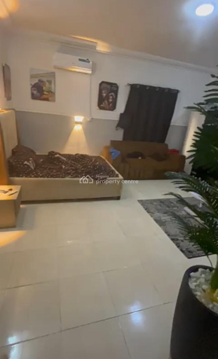 Large Room  Selfcon Inside a Shared Apartment, Green Springs Estate Oke-ira Off, Ado, Ajah, Lagos, Self Contain (single Rooms) for Rent