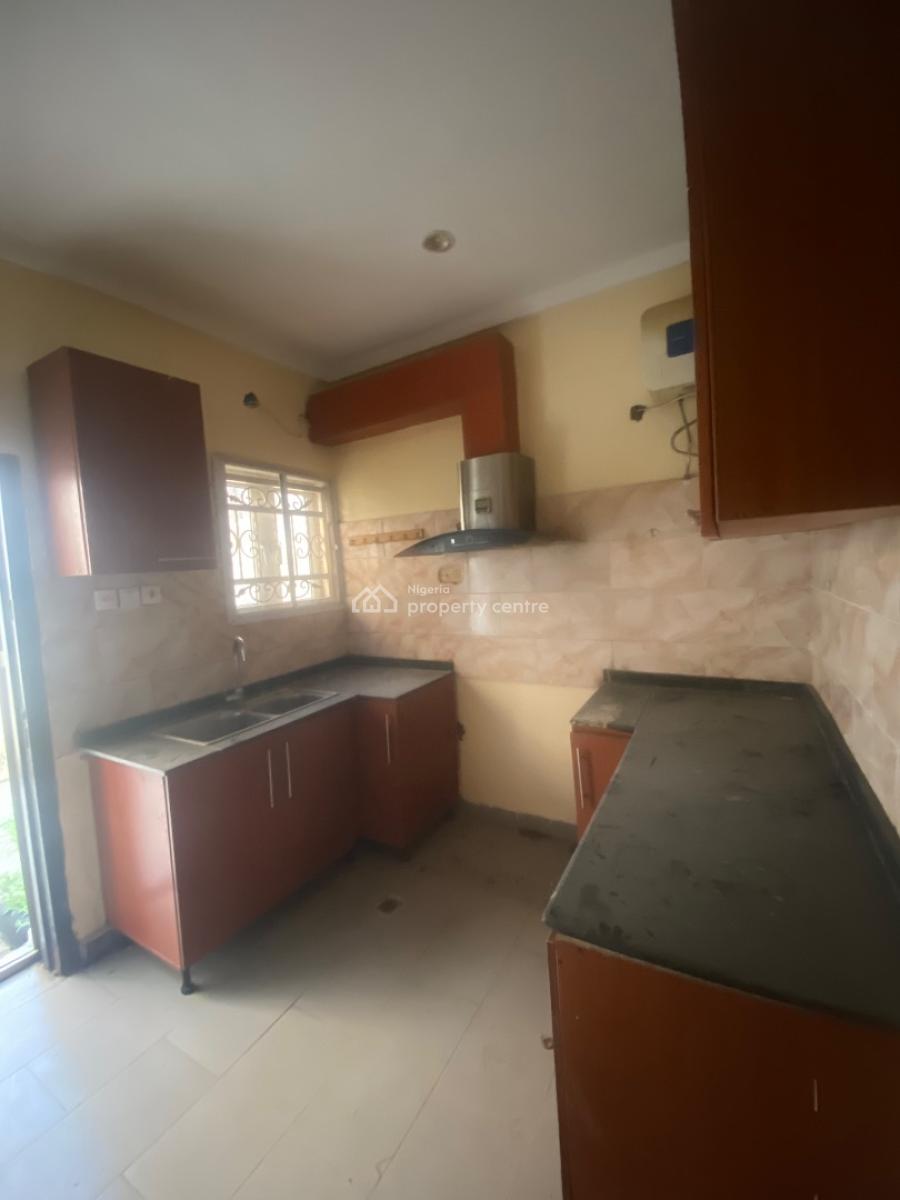 4 Bedroom Terrace Duplex, Guzape District, Abuja, Flat / Apartment for Rent
