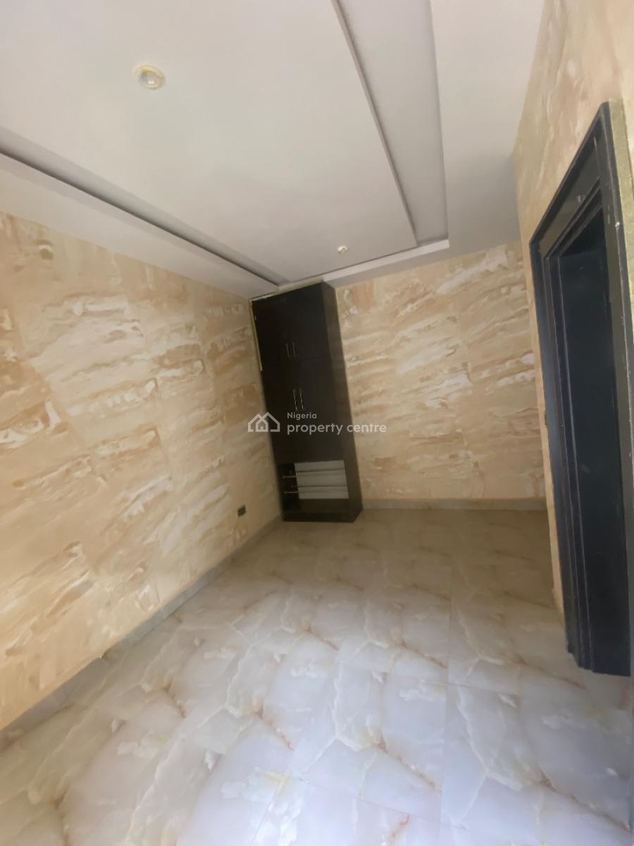 4 Bedroom Terrace Duplex with a Bq, Guzape District, Abuja, Terraced Duplex for Sale