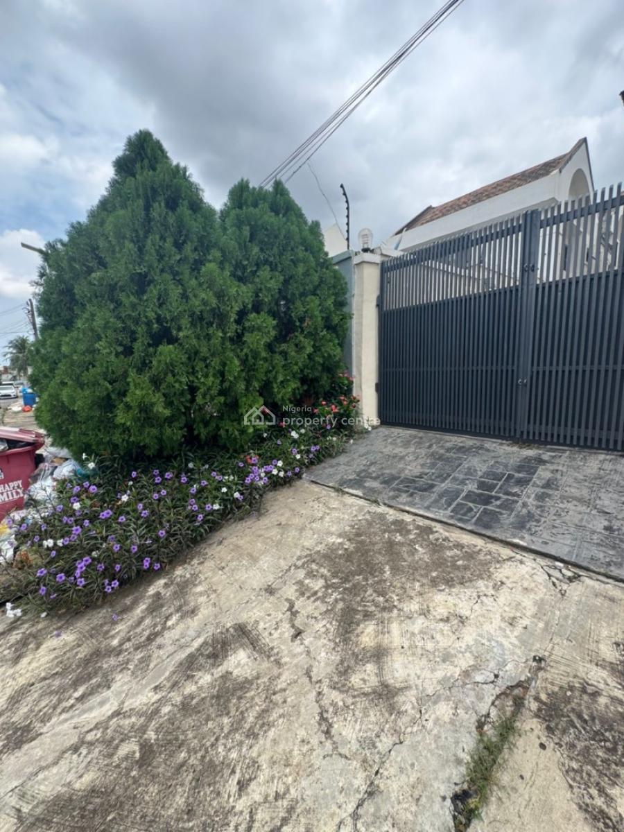 4 Bedroom Duplex, Allen Avenue, Ikeja, Lagos, Semi-detached Duplex for Rent