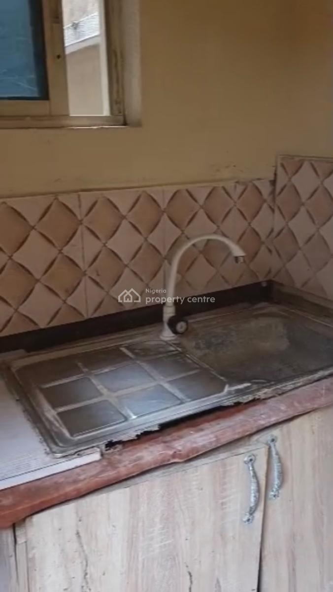 Spacious Bq with Kitchen, Chevron Drive, Lekki, Lagos, Flat / Apartment for Rent