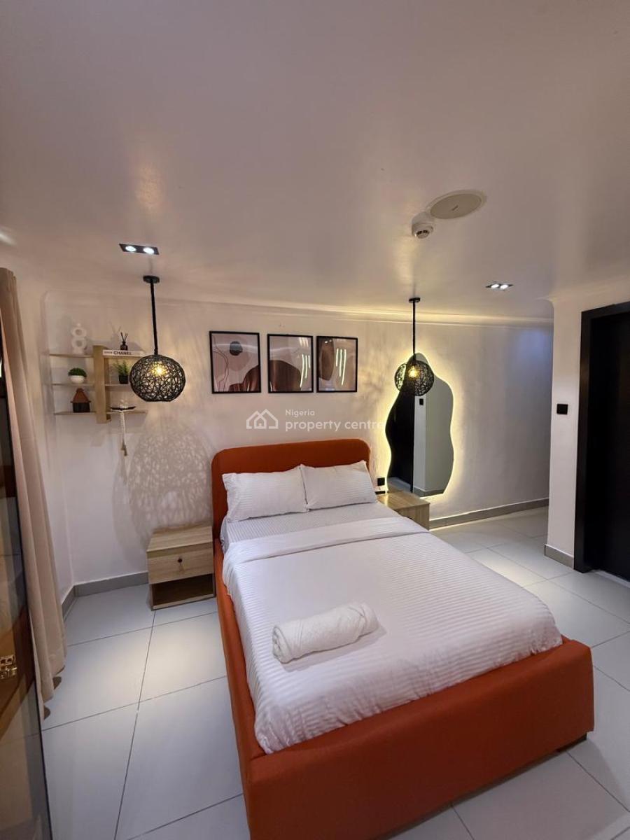 Direct Listing: 1 Bedroom Apartment with Swimming Pool & Tennis Court, Old Ikoyi, Ikoyi, Lagos, Flat / Apartment for Rent