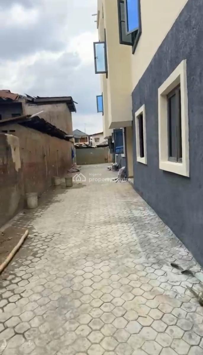 Miniflat, Akilo, Ogba, Ikeja, Lagos, Mini Flat (room and Parlour) for Rent