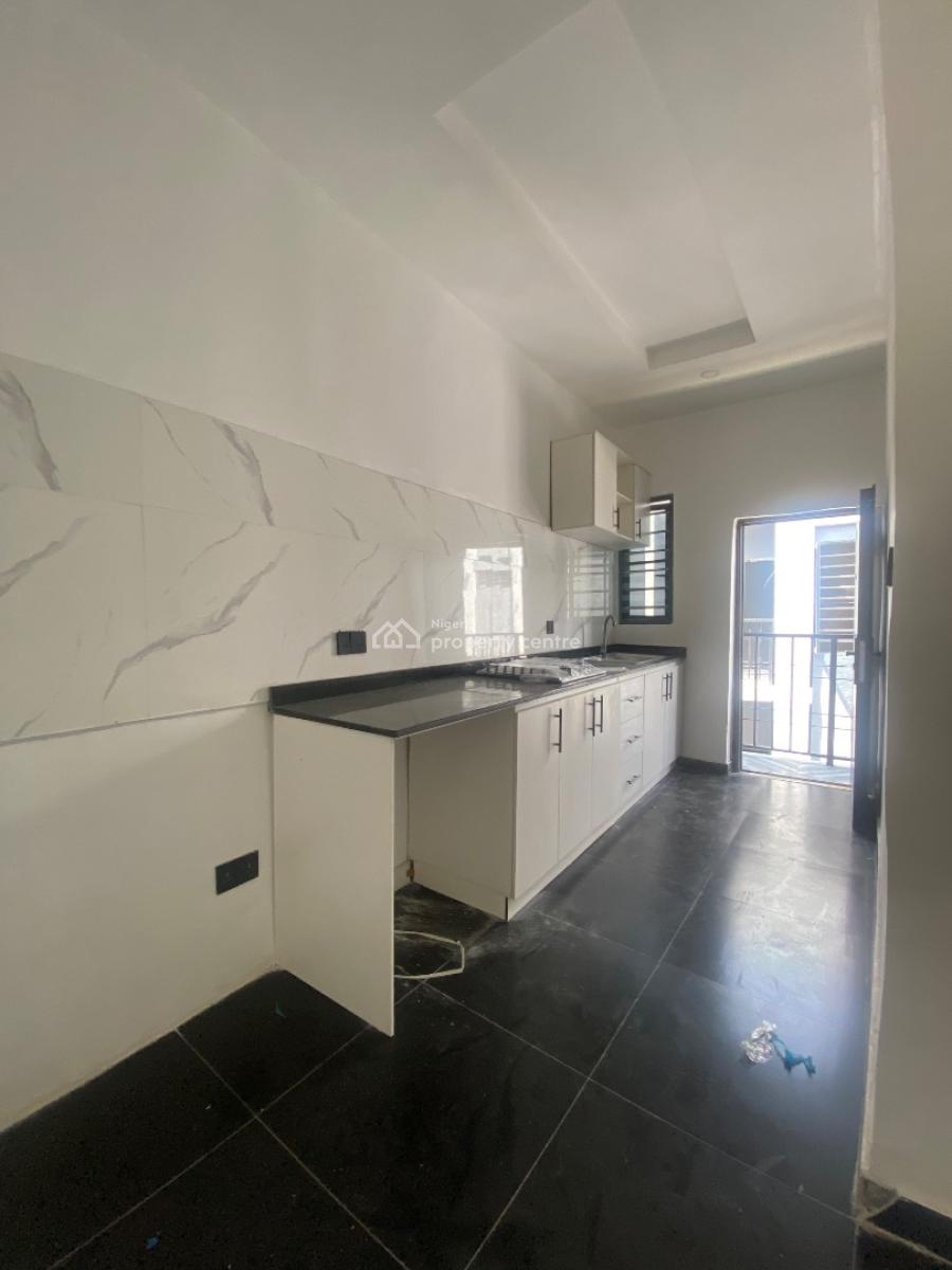 Nice 2-bedroom Apartment, Ologolo, Lekki, Lagos, Flat / Apartment for Rent