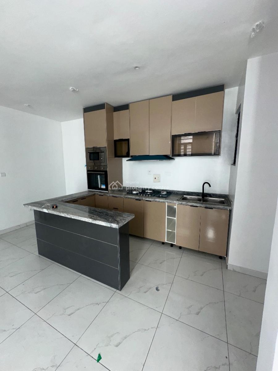 Luxury 2 Bedroom Apartment, Prince Olareyaju Street, Ilasan, Lekki, Lagos, Flat / Apartment for Sale