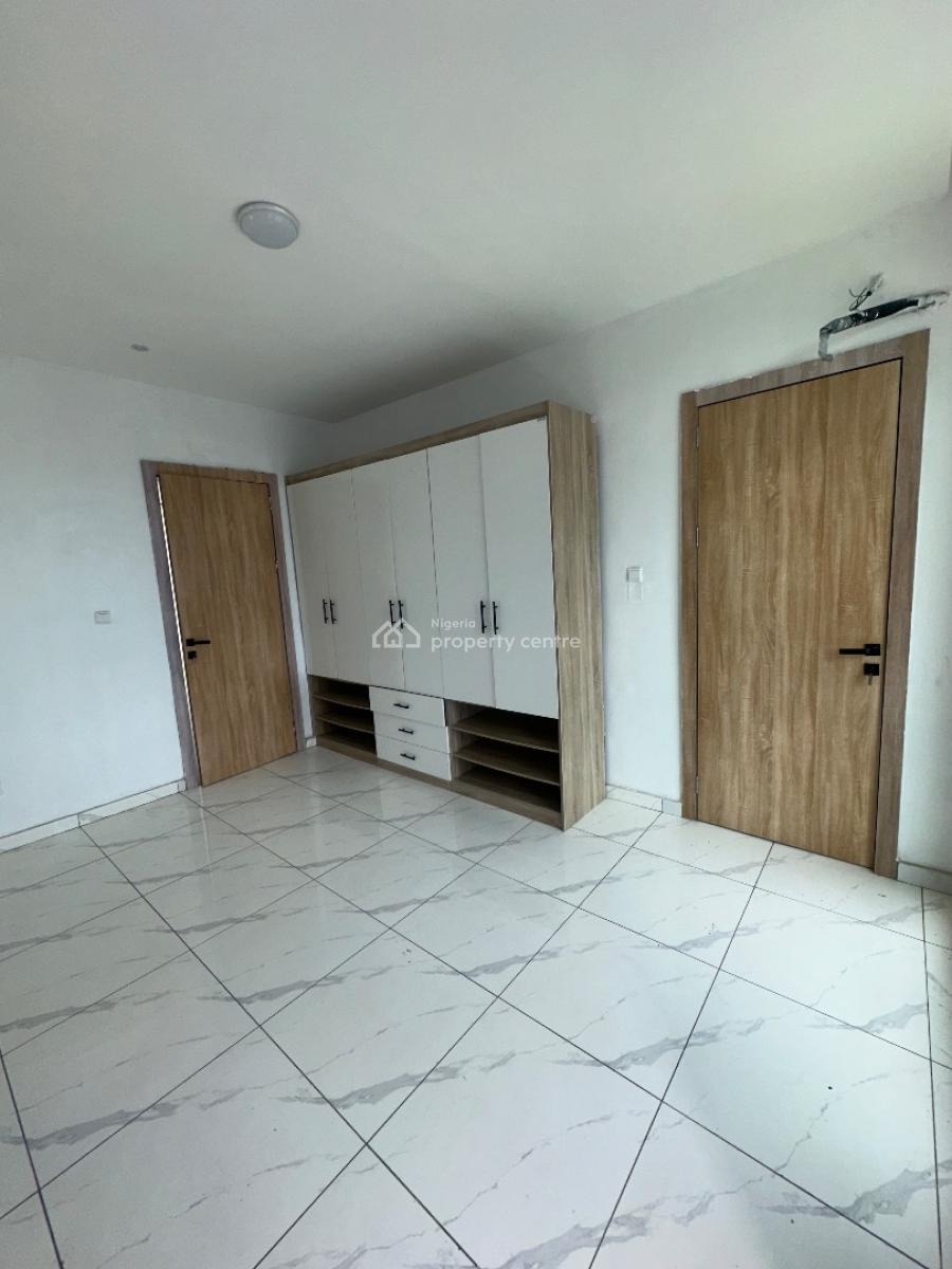 Luxury 2 Bedroom Apartment, Prince Olareyaju Street, Ilasan, Lekki, Lagos, Flat / Apartment for Sale