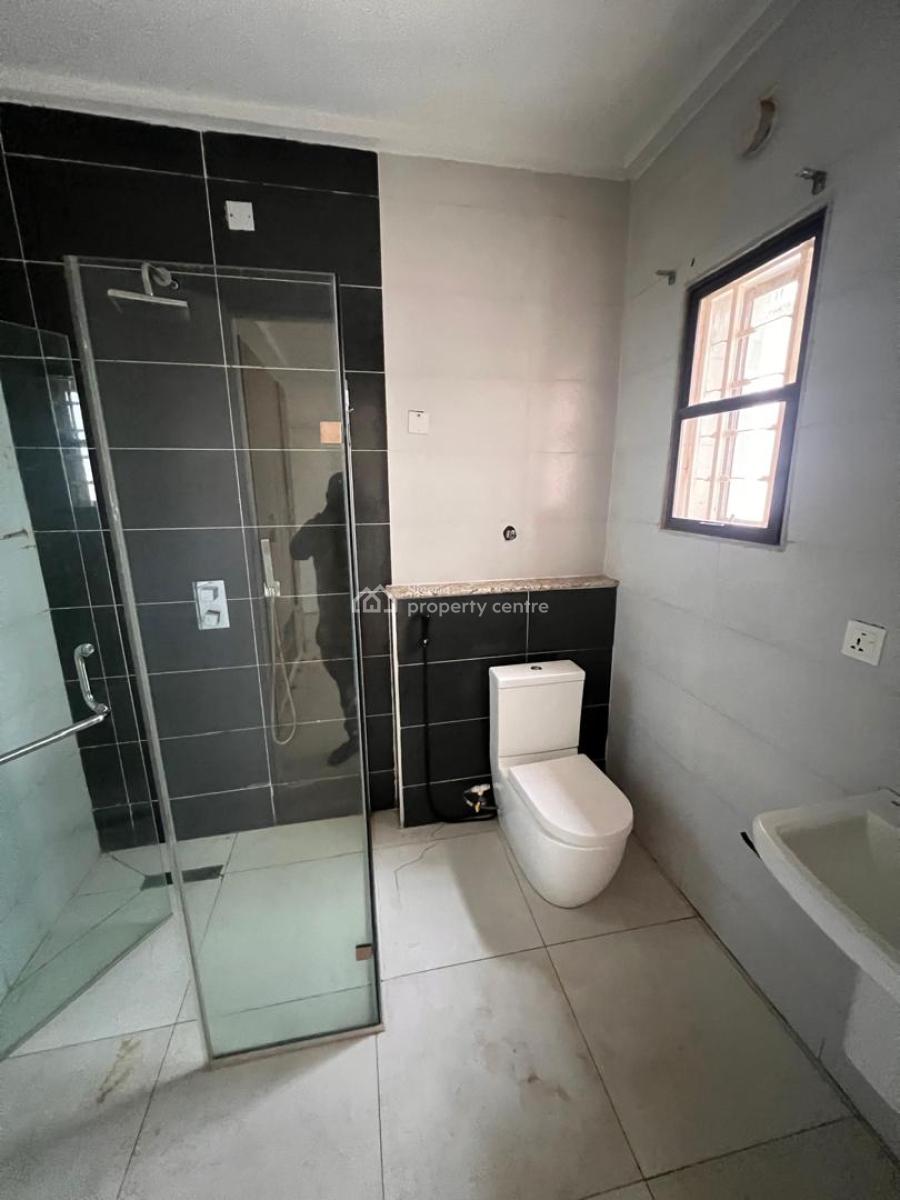 Serviced 4 Bedrooms Terrace Duplex with Bq , Acs & Generator, Gilmore, Jahi, Abuja, Terraced Duplex for Rent