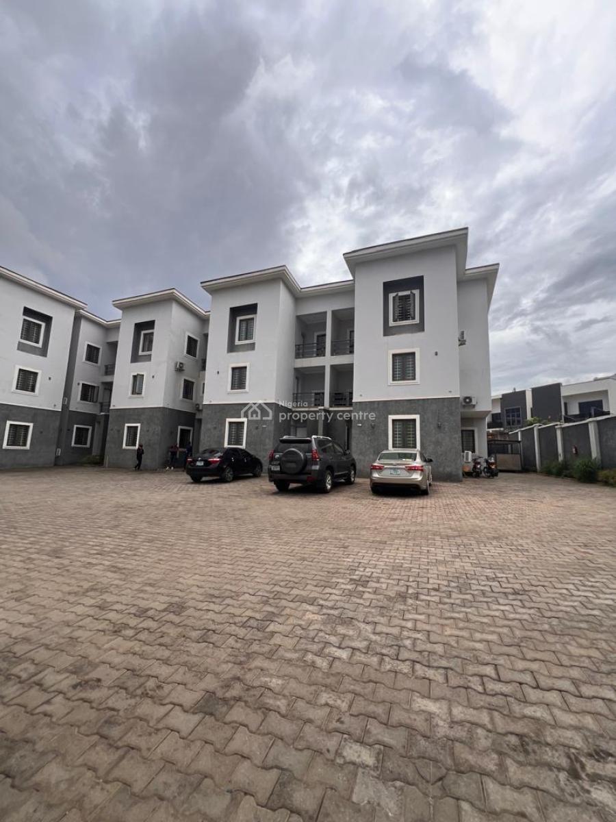 Serviced 4 Bedrooms Terrace Duplex with Bq , Acs & Generator, Gilmore, Jahi, Abuja, Terraced Duplex for Rent