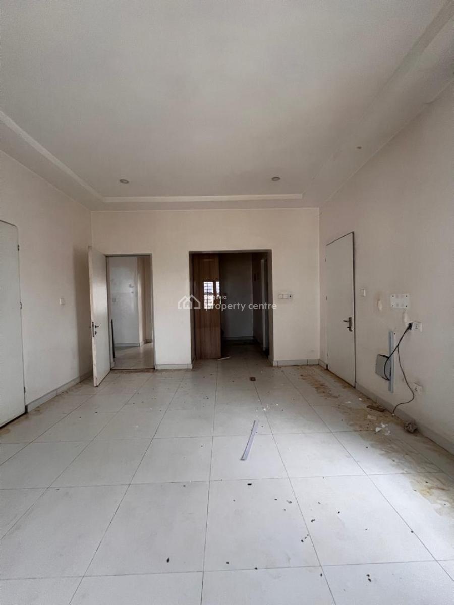 Serviced 4 Bedrooms Terrace Duplex with Bq , Acs & Generator, Gilmore, Jahi, Abuja, Terraced Duplex for Rent