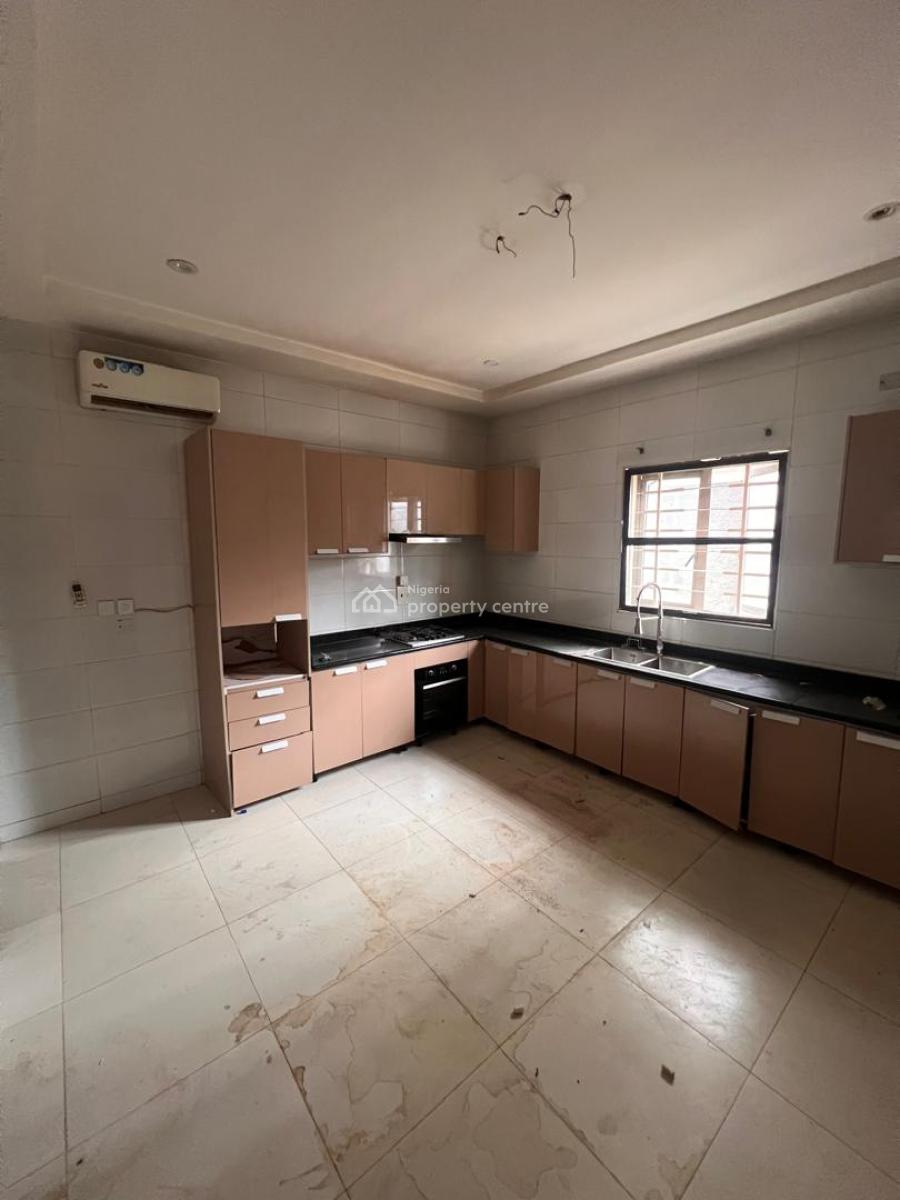 Serviced 4 Bedrooms Terrace Duplex with Bq , Acs & Generator, Gilmore, Jahi, Abuja, Terraced Duplex for Rent