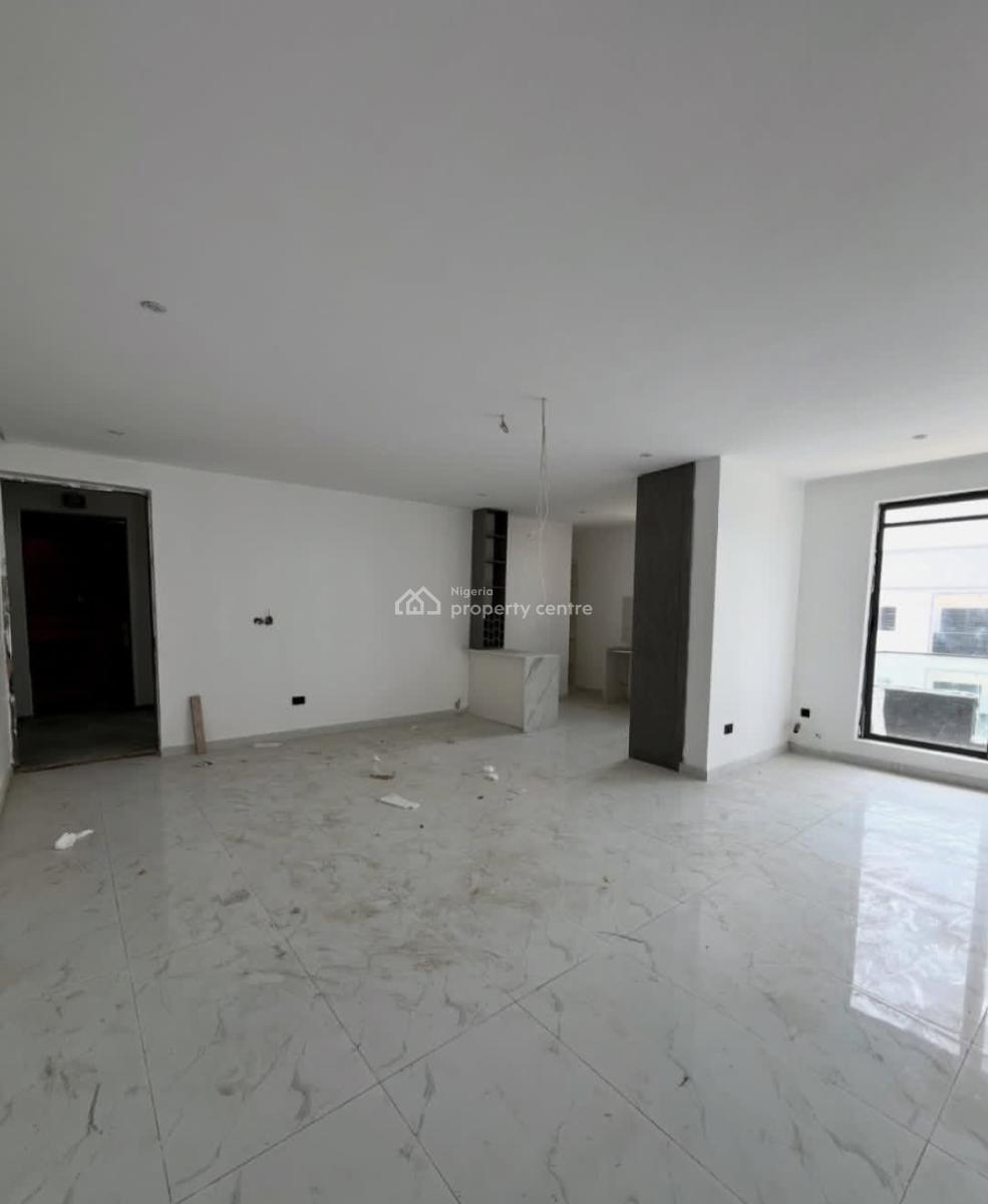 Newly Built and Serviced with 24/7 Power Supply 2 Bedroom En-suite Flat, Lekki Phase 1, Lekki, Lagos, Flat / Apartment for Rent
