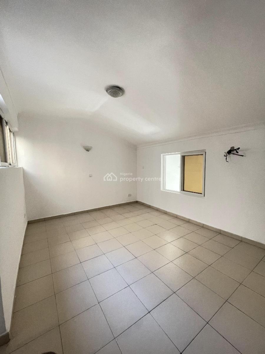 3 Bedroom Penthouse, Cromwell Court Estate, Chevron Drive, Osapa, Lekki, Lagos, Flat / Apartment for Sale