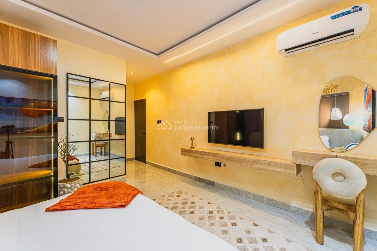 Fully Furnished 2 Bedroom Maisonette with Elevator, Pool & Gym, Lekki Phase 1, Lekki, Lagos, Flat / Apartment for Sale
