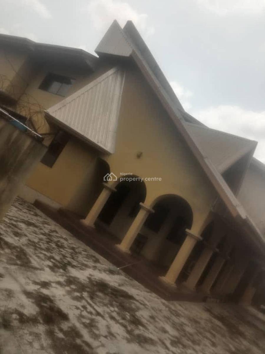 Demolishable 5 Bedroom Detached House on 700sqm Land, Omole Phase 1, Ikeja, Lagos, Mixed-use Land for Sale