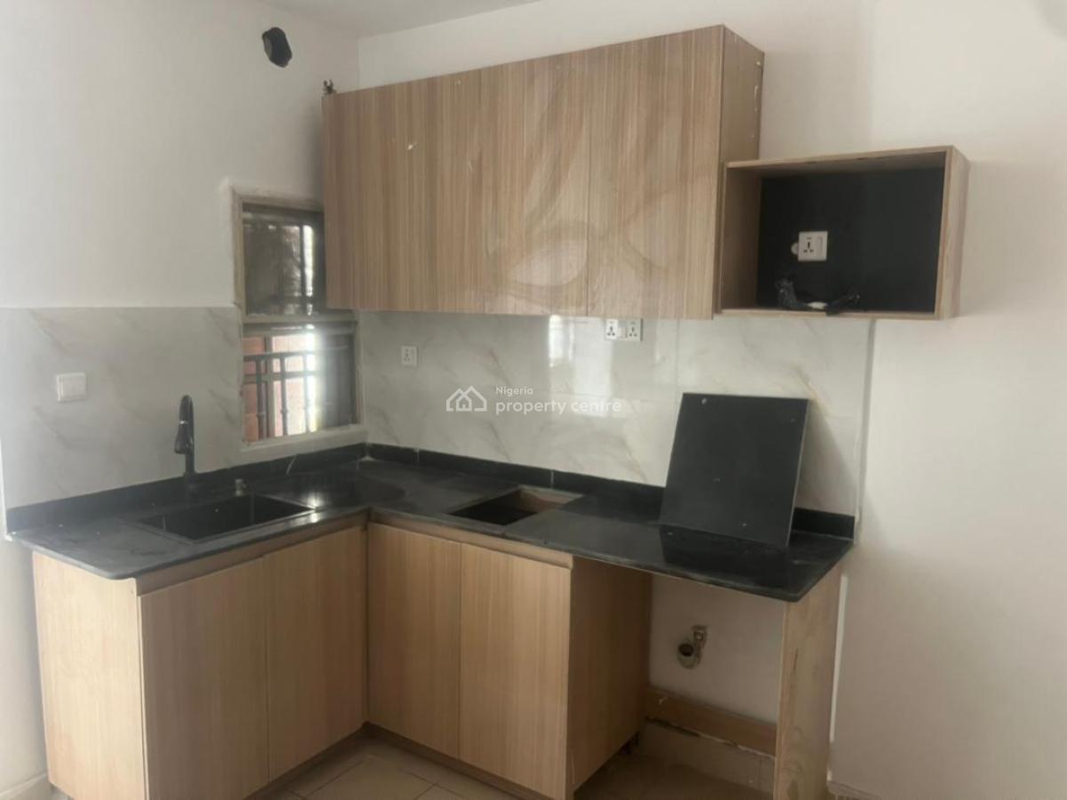 Newly Renovated Standard 1 Bedrooom Mini Flat., Ikota, Lekki, Lagos, Mini Flat (room and Parlour) for Rent