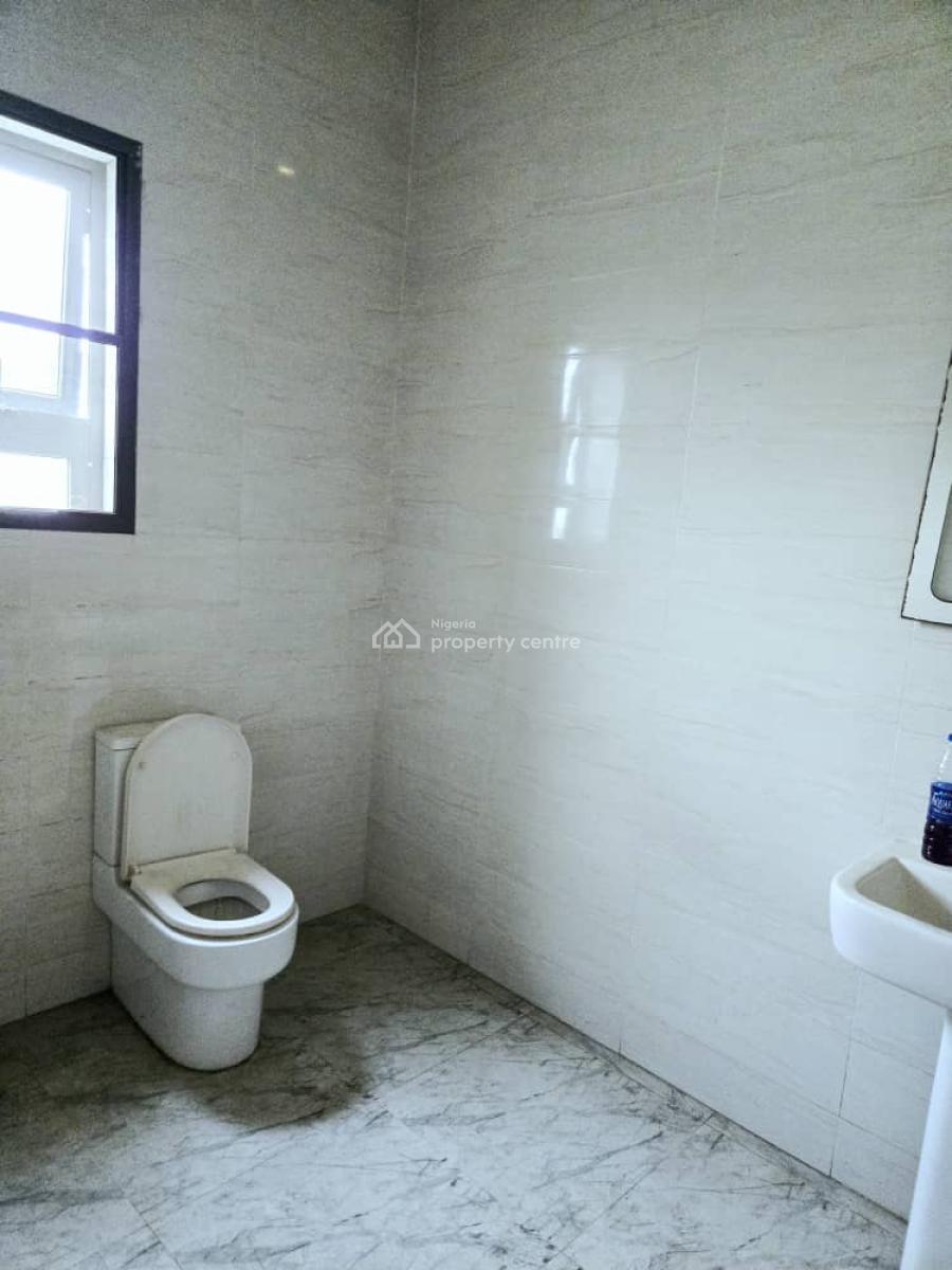 3 Rooms Office Space Out of a 5 Bedroom Detached, Lekki Phase 1, Lekki, Lagos, Office Space for Rent