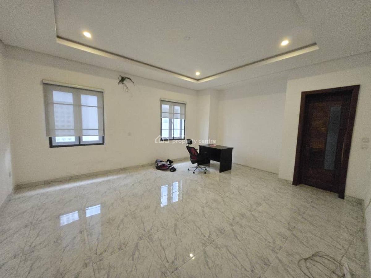 3 Rooms Office Space Out of a 5 Bedroom Detached, Lekki Phase 1, Lekki, Lagos, Office Space for Rent