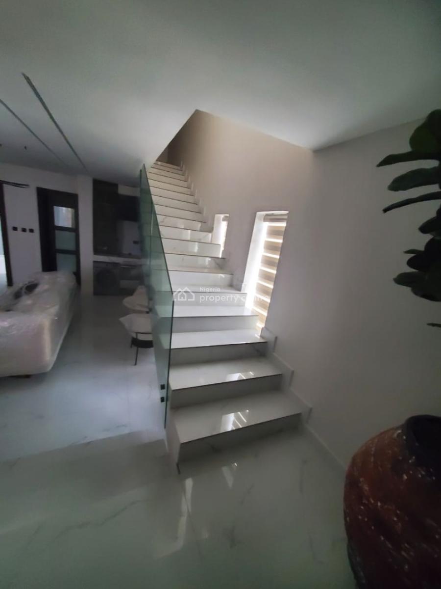 Luxurious One Bedroom Apartment, Kayat Muri-okunola Lane, Off Freedom Way, Lekki Phase 1, Lekki, Lagos, Mini Flat (room and Parlour) for Rent