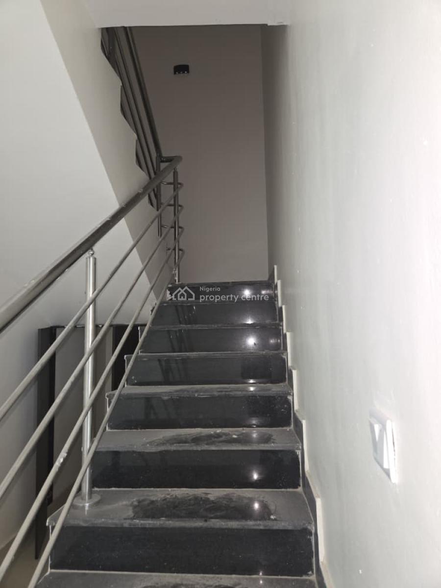3 Bedroom Maisonette with Bq, Pool and Gym, Old Ikoyi, Ikoyi, Lagos, Flat / Apartment for Rent