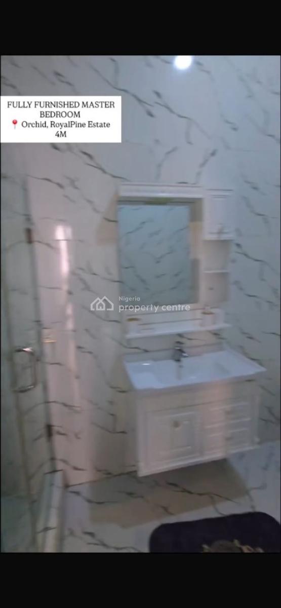 Spacious Room in a Massive Duplex Ensuit Sharing Just Kitchen, Orchid Road, Lekki, Lagos, Flat / Apartment for Rent