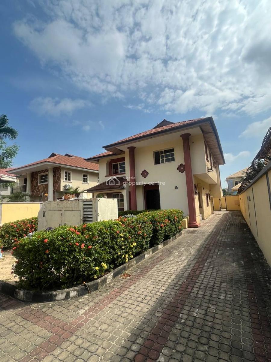 5 Bedroom Detached House with 2 Room Bq, Vgc, Lekki, Lagos, Detached Duplex for Rent