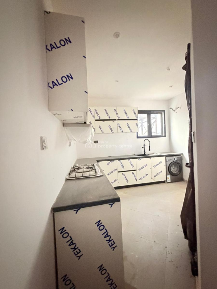 Luxury 3-bedroom Apartment + Bq in an Exclusive & Secure Environment, Ikeja Gra, Ikeja, Lagos, Block of Flats for Sale