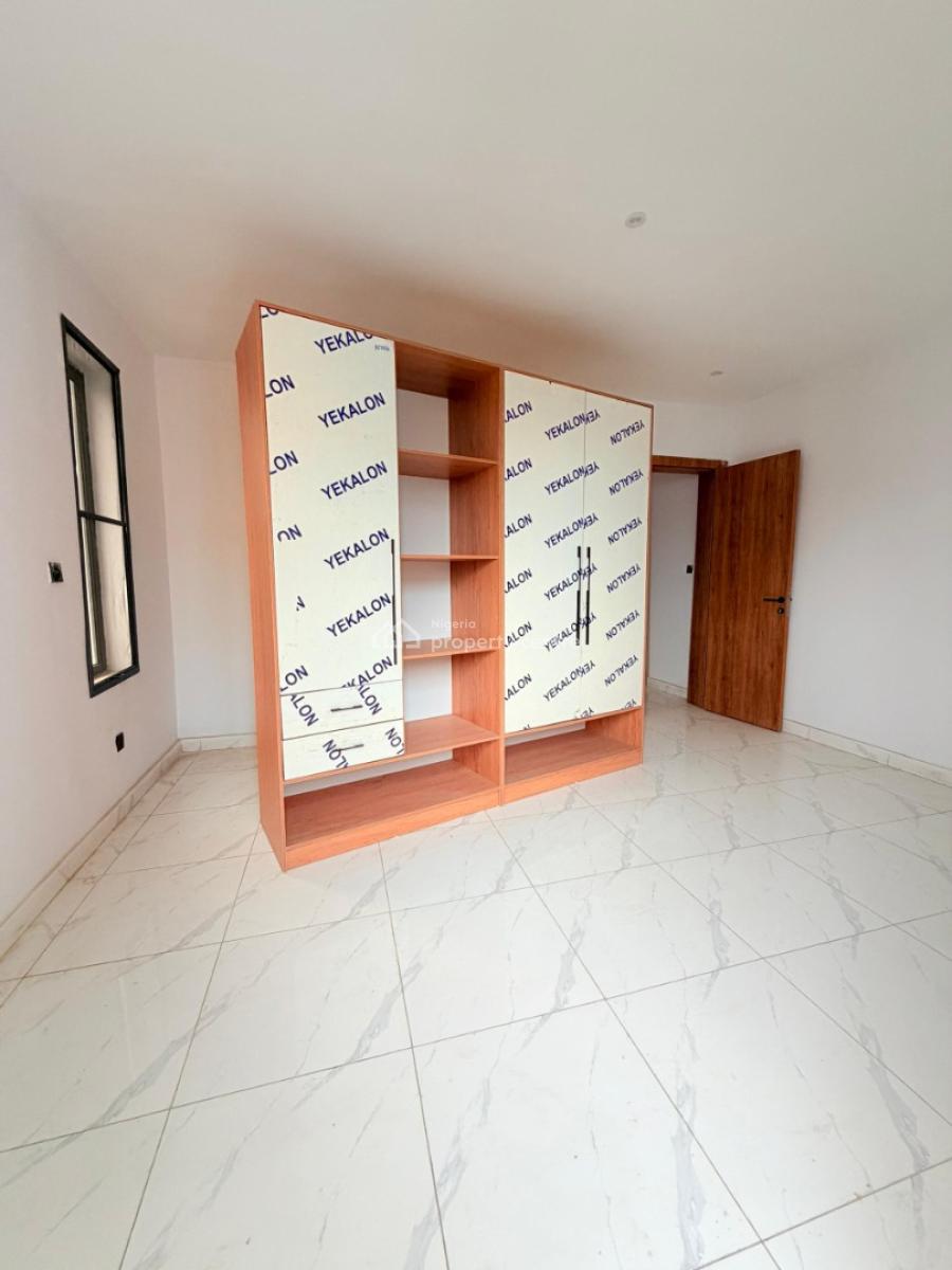 Luxury 3-bedroom Apartment + Bq in an Exclusive & Secure Environment, Ikeja Gra, Ikeja, Lagos, Block of Flats for Sale