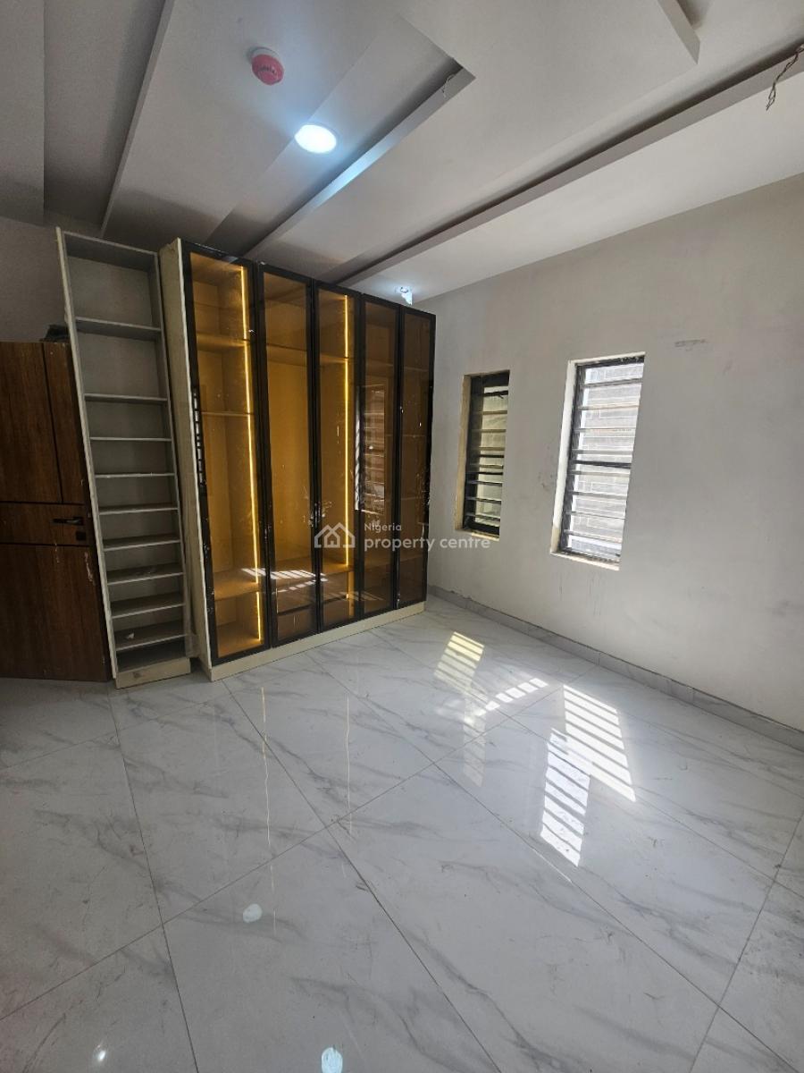 Newly Built 3-bedroom Apartment, Off Freedom Way, Lekki Phase 1, Lekki, Lagos, Flat / Apartment for Rent