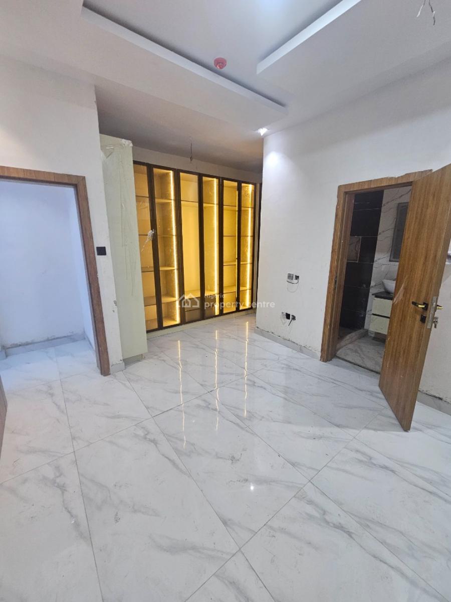 Newly Built 3-bedroom Apartment, Off Freedom Way, Lekki Phase 1, Lekki, Lagos, Flat / Apartment for Rent