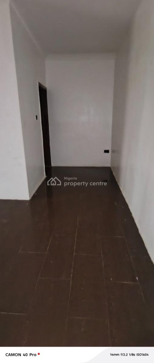 Mini Flat in Phase 1 with Guest Toilet, Off Admiralty Way By Studio 24, Lekki Phase 1, Lekki, Lagos, Mini Flat (room and Parlour) for Rent