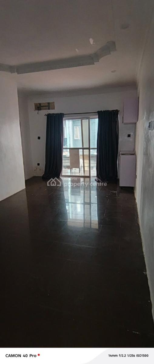 Mini Flat in Phase 1 with Guest Toilet, Off Admiralty Way By Studio 24, Lekki Phase 1, Lekki, Lagos, Mini Flat (room and Parlour) for Rent