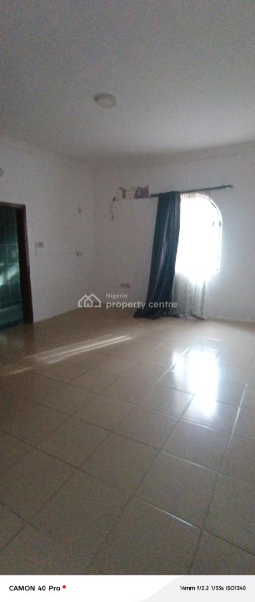 Standard Mini Flat with Visitor Toilet, Esther Adeleke Street Off Admiralty Way, Lekki Phase 1, Lekki, Lagos, Mini Flat (room and Parlour) for Rent
