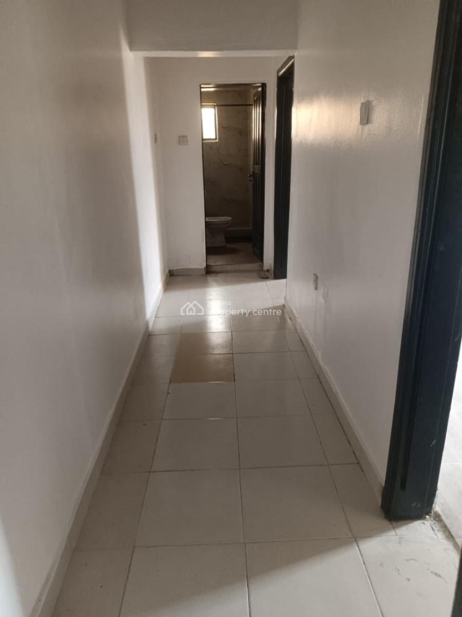 Standard Spacious 1 Bedroom (room & Parlor) Apartment, Off Spg Road, Ologolo, Lekki, Lagos, Mini Flat (room and Parlour) for Rent